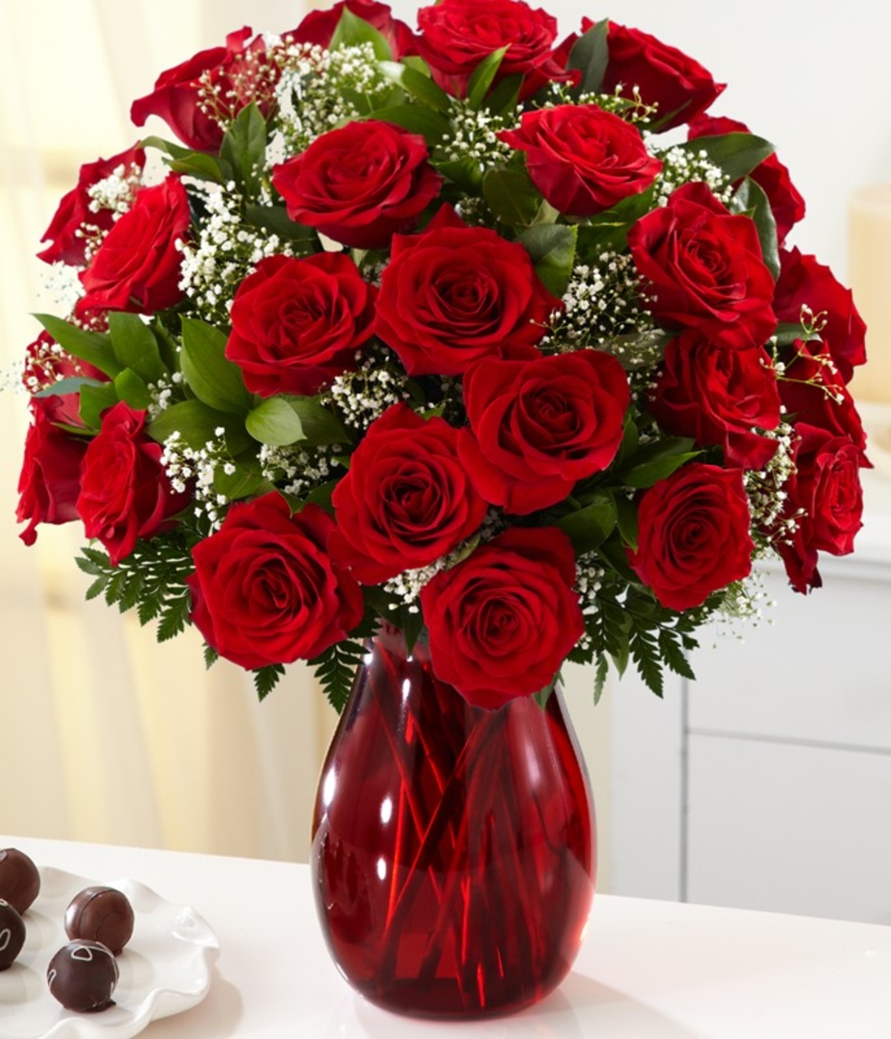 24 Red Rose In A Vase